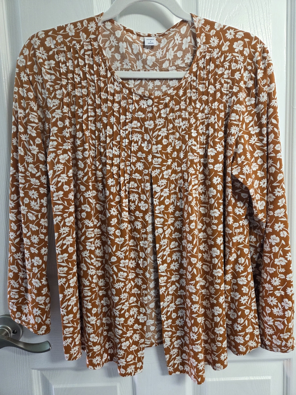Old Navy Rust Floral Pintuck Long-Sleeve Blouse